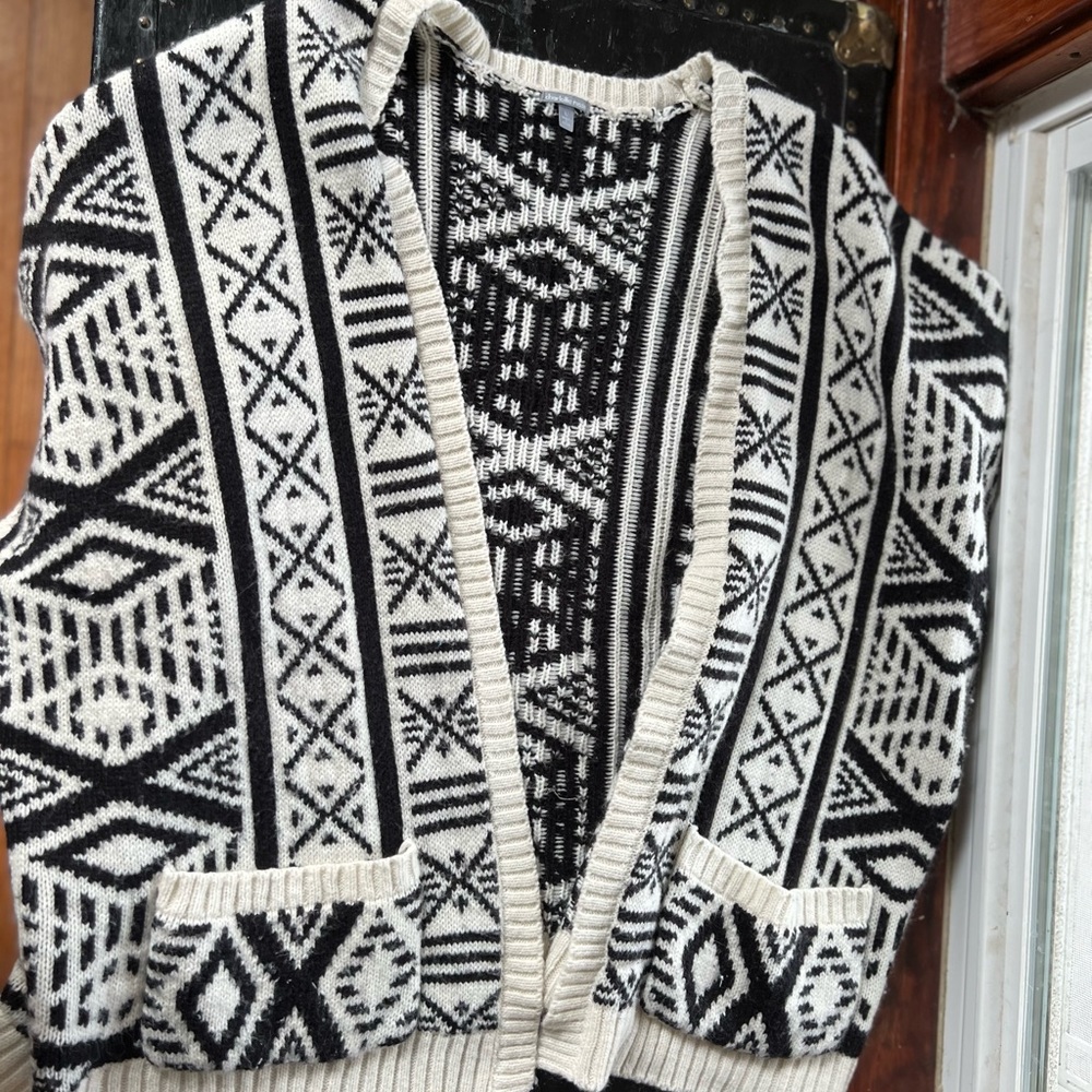 Sweater Vest/Cardigan